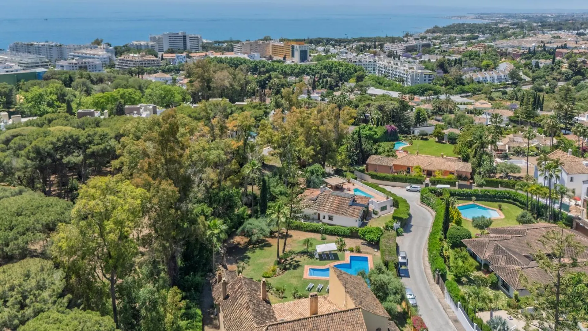 Villa In Great Location Marbella