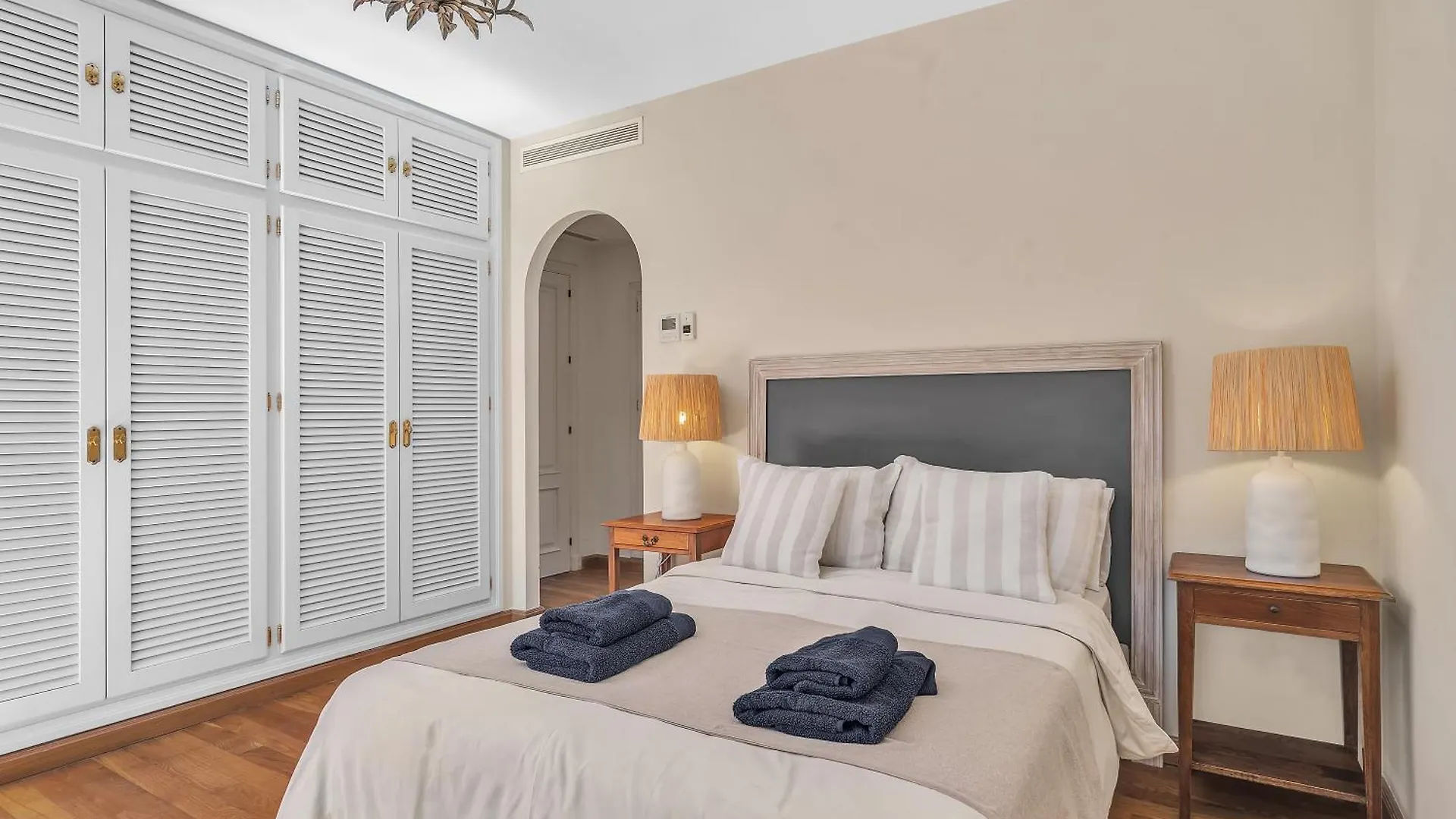 Villa In Great Location Marbella