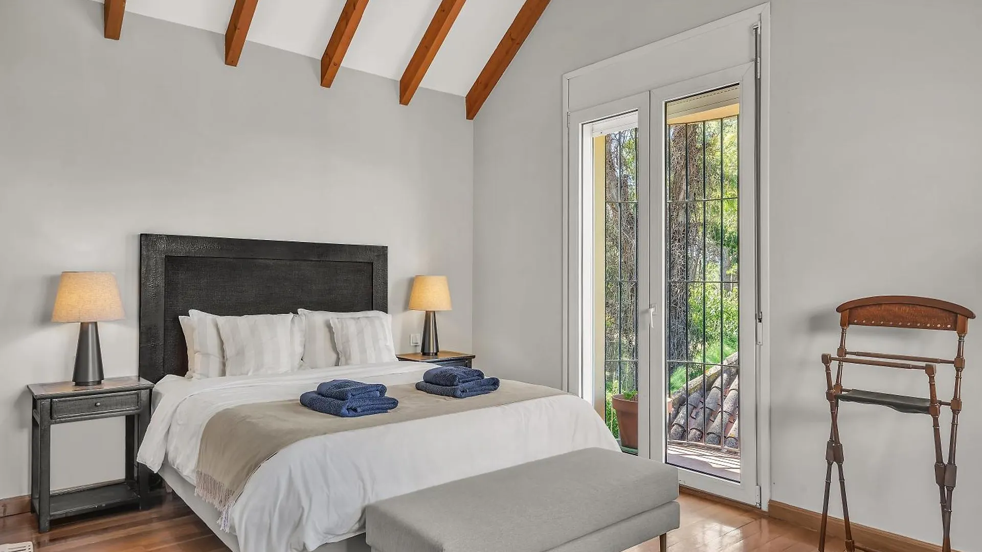 Villa In Great Location 마르베야