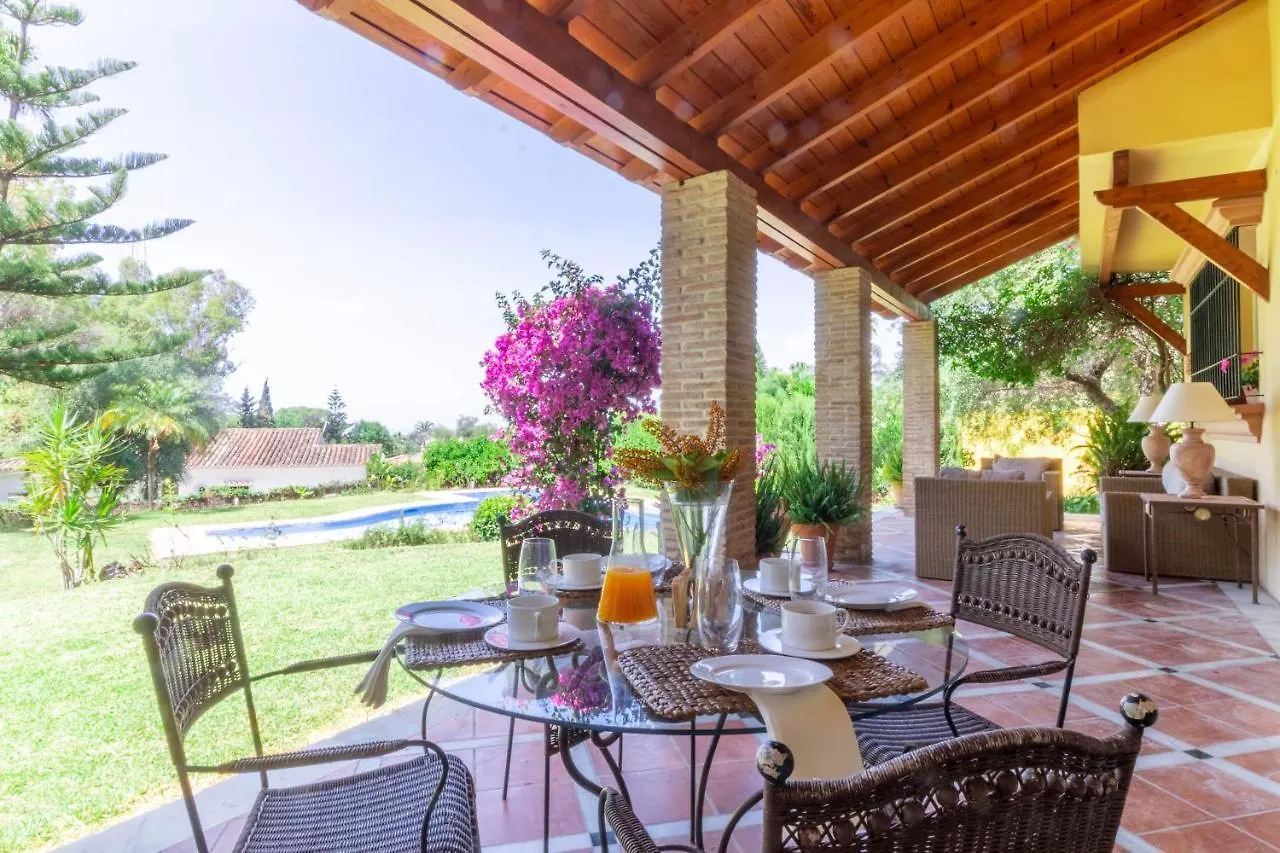 Villa In Great Location Marbella