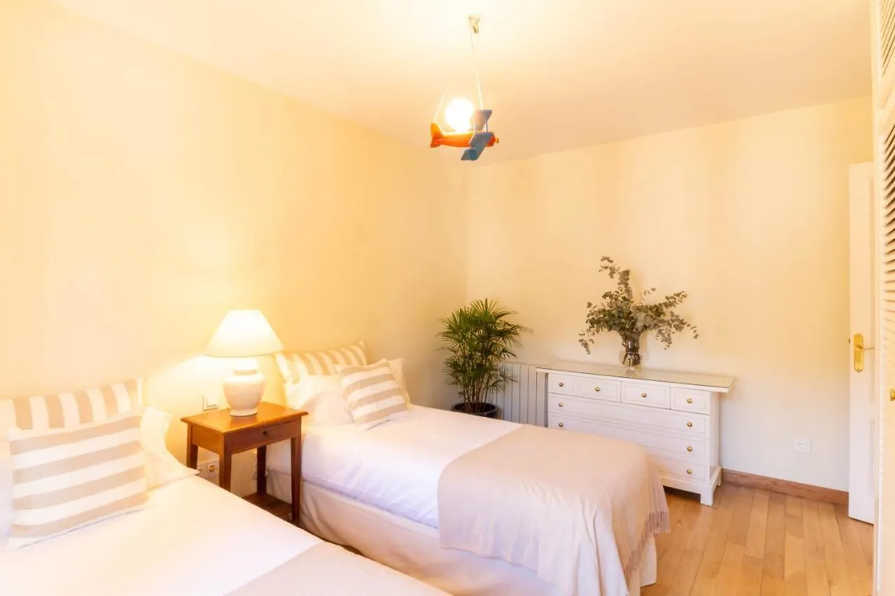 Villa In Great Location Marbella Hiszpania
