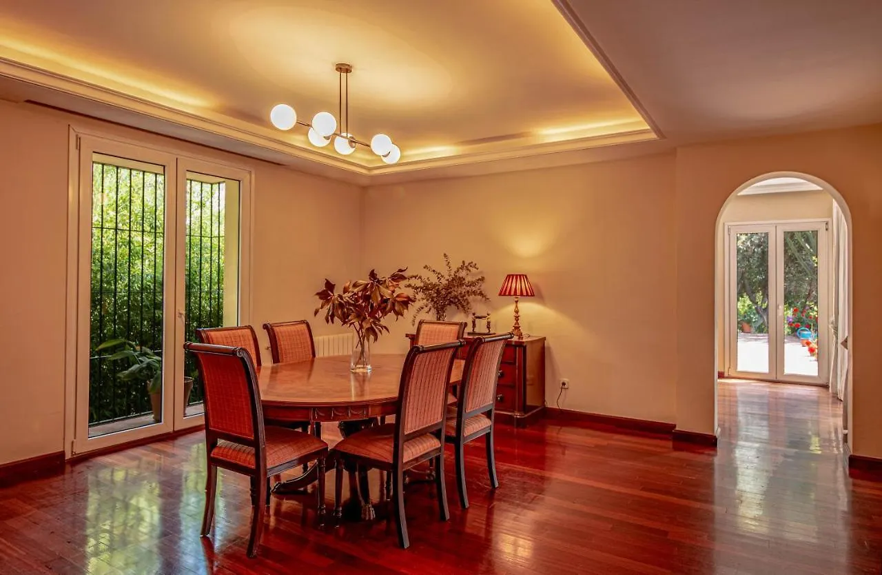Villa In Great Location Marbella Hiszpania
