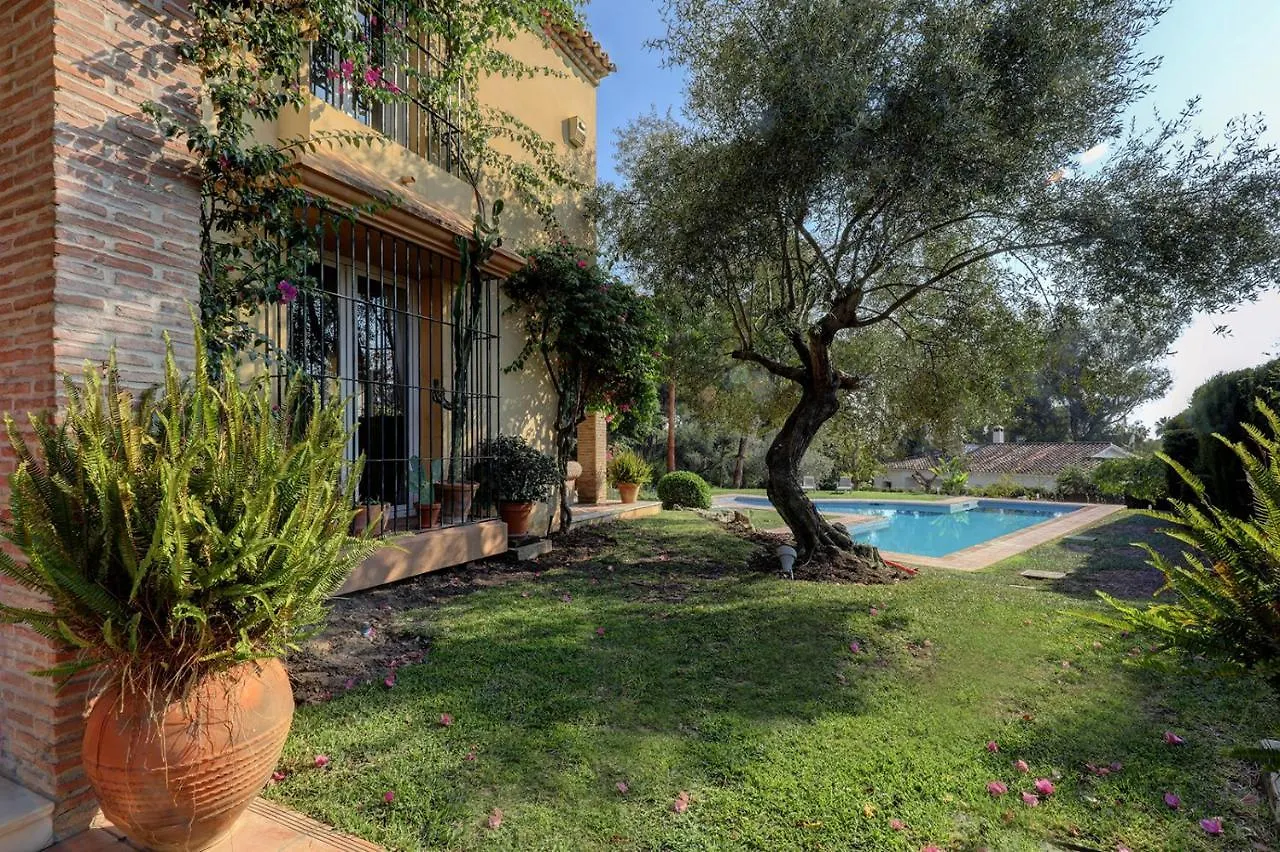 Villa In Great Location Marbella