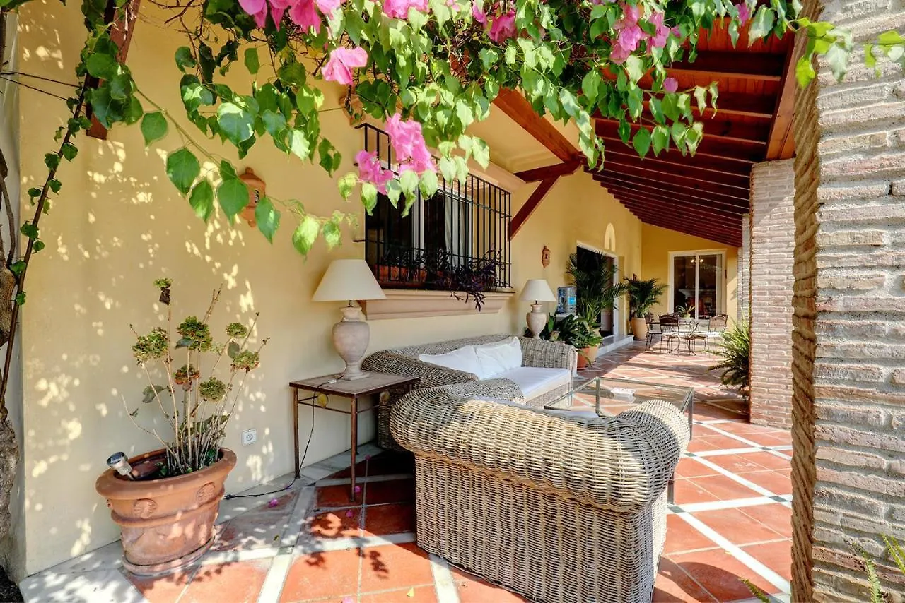 Villa In Great Location Marbella