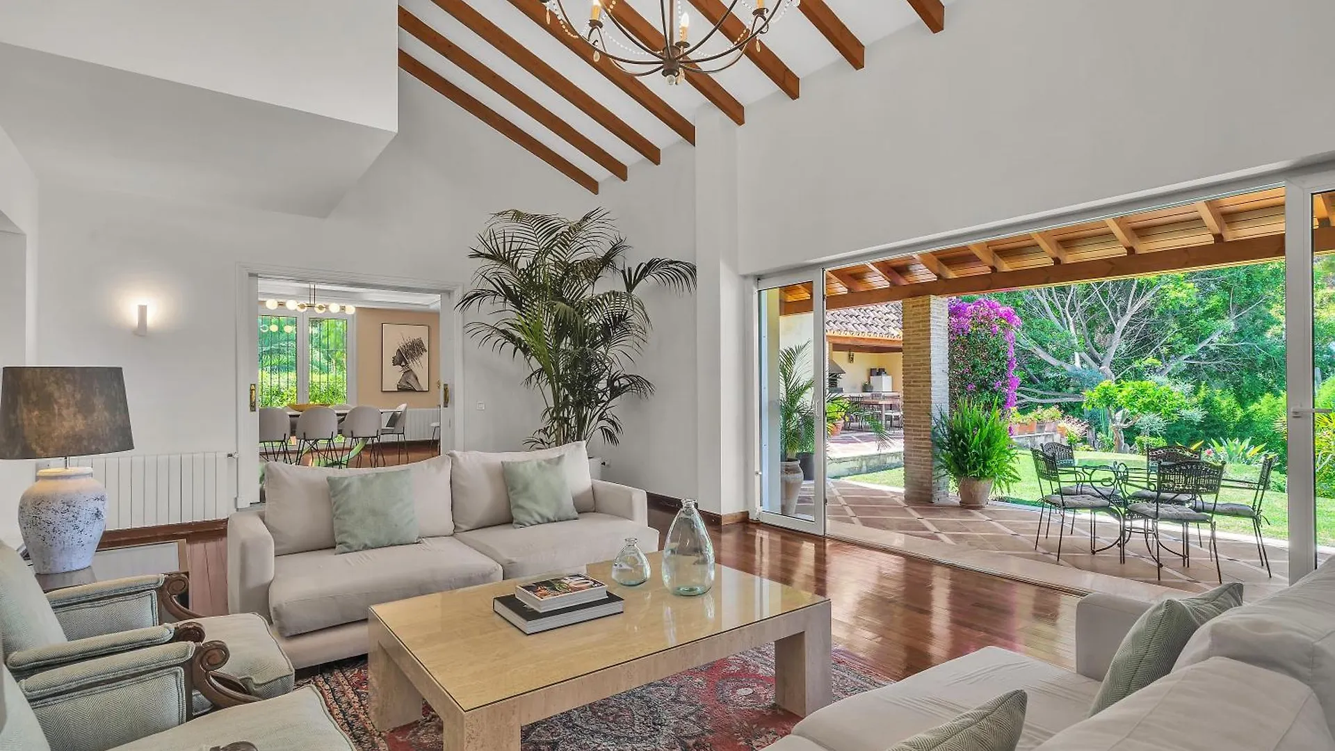 Villa In Great Location ماربيا