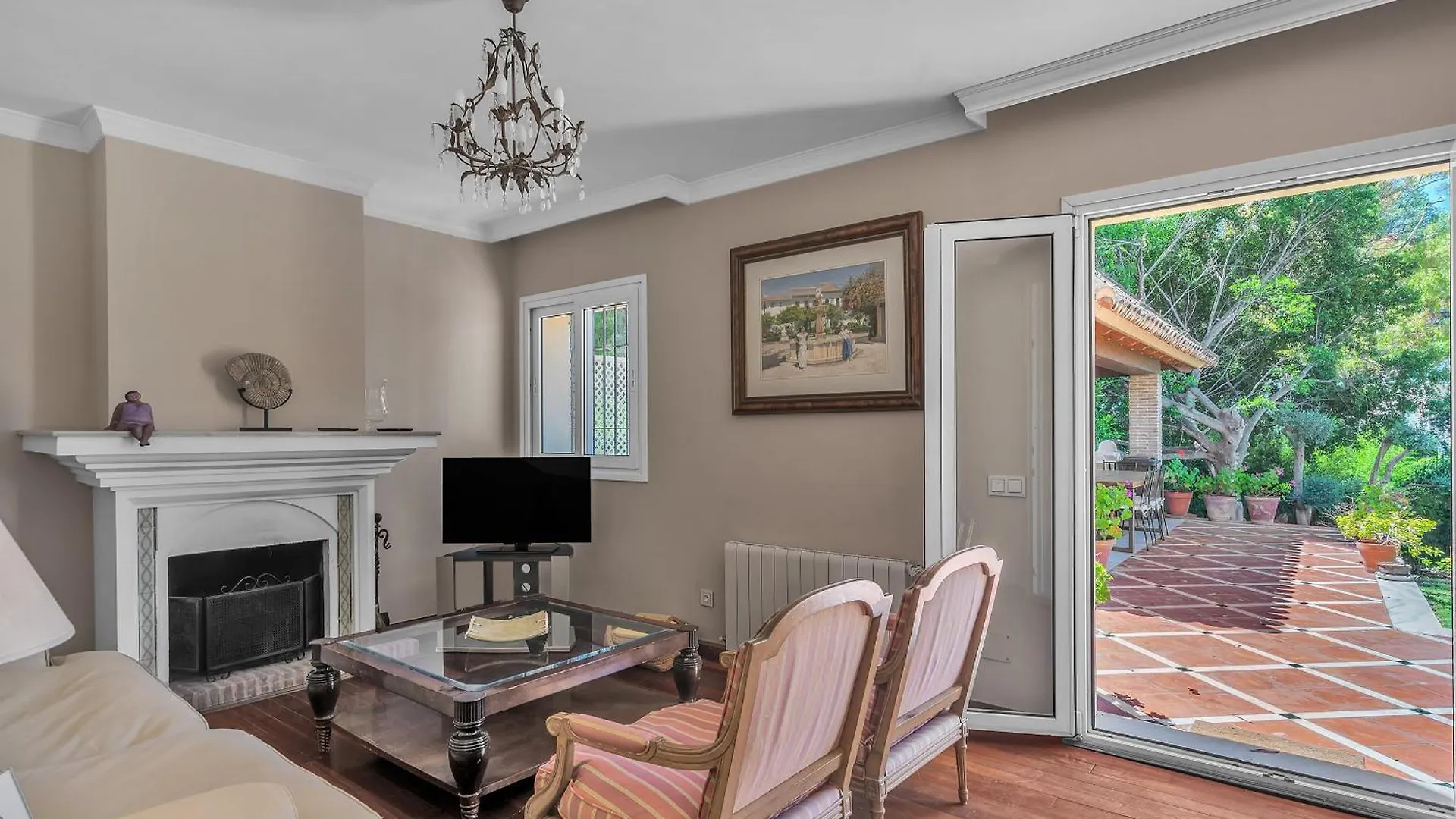 Villa In Great Location ماربيا 0*,  إسبانيا
